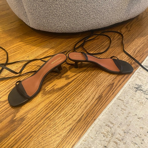 Reformation Carina Sandal, Black, 6.5 - Picture 8 of 10